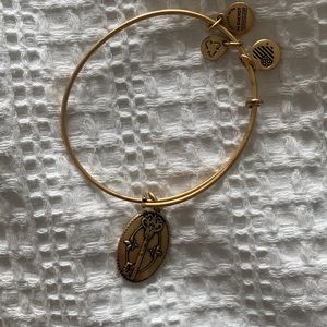 Key of life Alex and ani